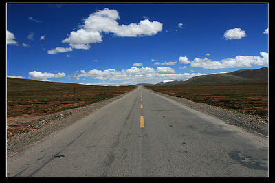 天路屏障 青藏公路聲屏障的建設(shè)與意義