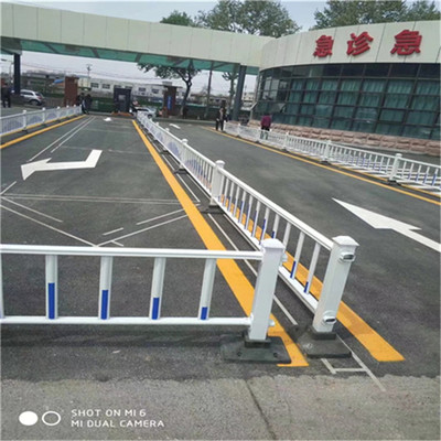 合肥京式護(hù)欄公司 專注京式隔離欄，廠家直供、安裝便捷、聲屏障一體化解決方案